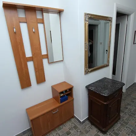 Apartment Dina Rovinj Exterior photo