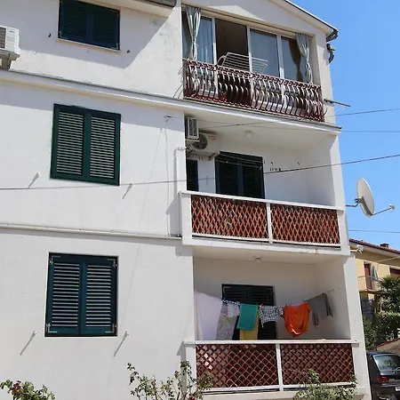 Apartment Dina Rovinj Exterior photo