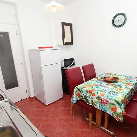 Apartment Dina Rovinj Exterior photo