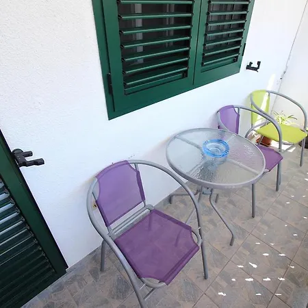 Apartment Dina Rovinj Exterior photo